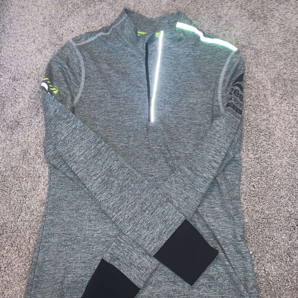 Reebok running 1/4 zip long sleeve shirt